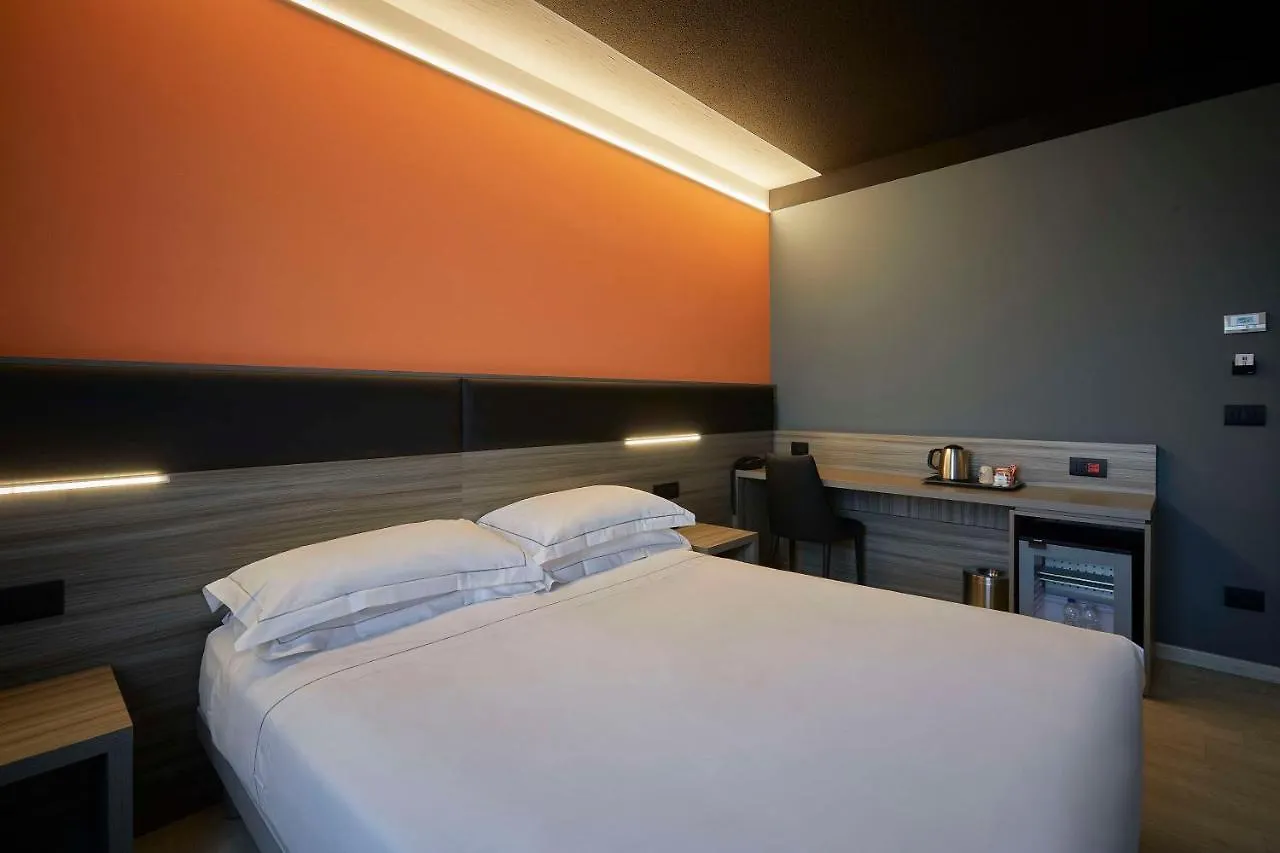 ****  The Aries Hotel Vicenza İtalya